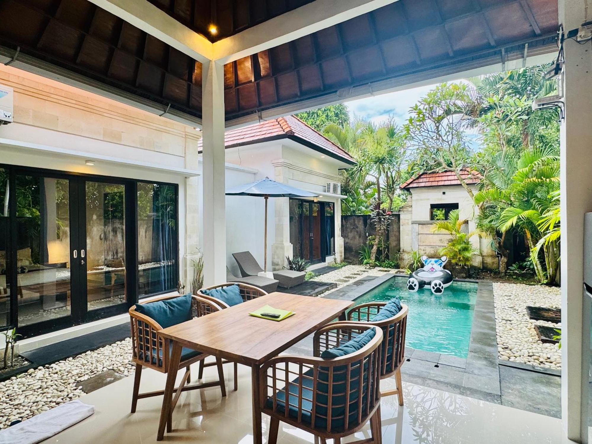 Villa Banua Seminyak Extérieur photo